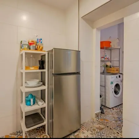 Piso Con Garaje Gratis En El Centro De Granada. 아파트