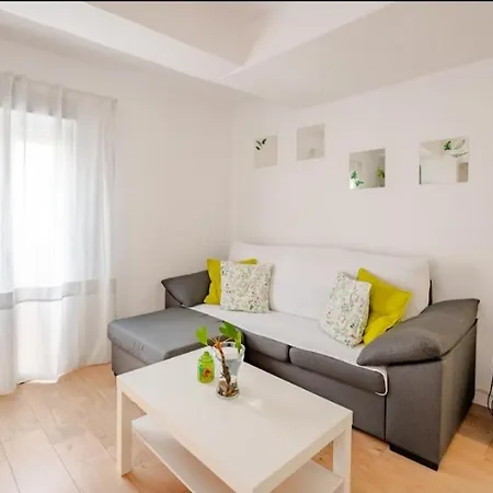 Apartment Piso Con Garaje Gratis En El Centro De Granada.
